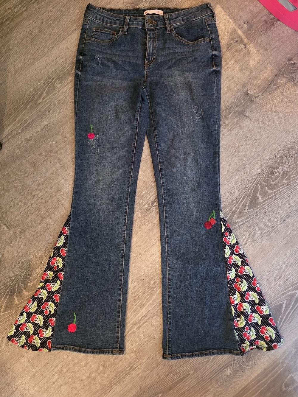 Adorable SO UPCYCLED Cherry stitched Flare Jeans 11/30